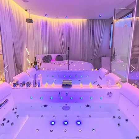 Jacuzzi Privatif, Lit Rond Xxl, Romance, Sofa Tantra, Jardin Apartmán Le Mans
